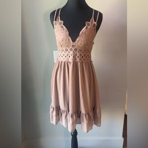 NWT Lace Trim Spaghetti Strap Dress
